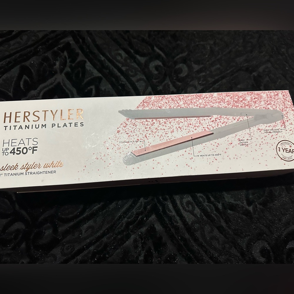 New “1 hair straightener